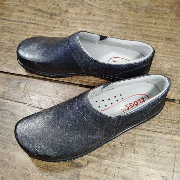 Klogs Sz 11 M Clogs Shoes Black Blue Embossed Leather Comfort Slip On - Picture 2 of 11